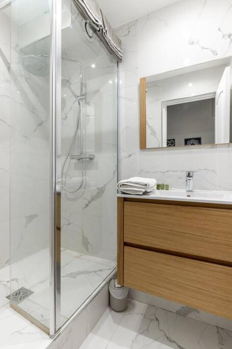 Grands Boulevards 22 : Appartement Cosy 1Br-4P ปารีส ภายนอก รูปภาพ
